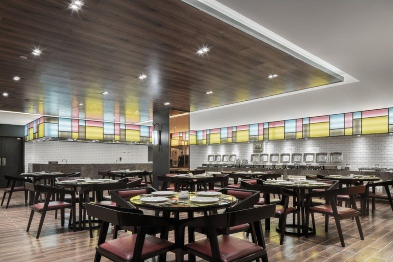 Minshan Lhasa Grand Hotel Chengdu Exterior photo
