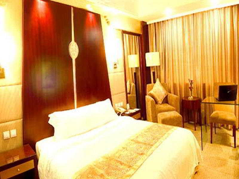 Minshan Lhasa Grand Hotel Chengdu Exterior photo