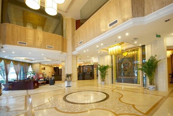 Minshan Lhasa Grand Hotel Chengdu Exterior photo