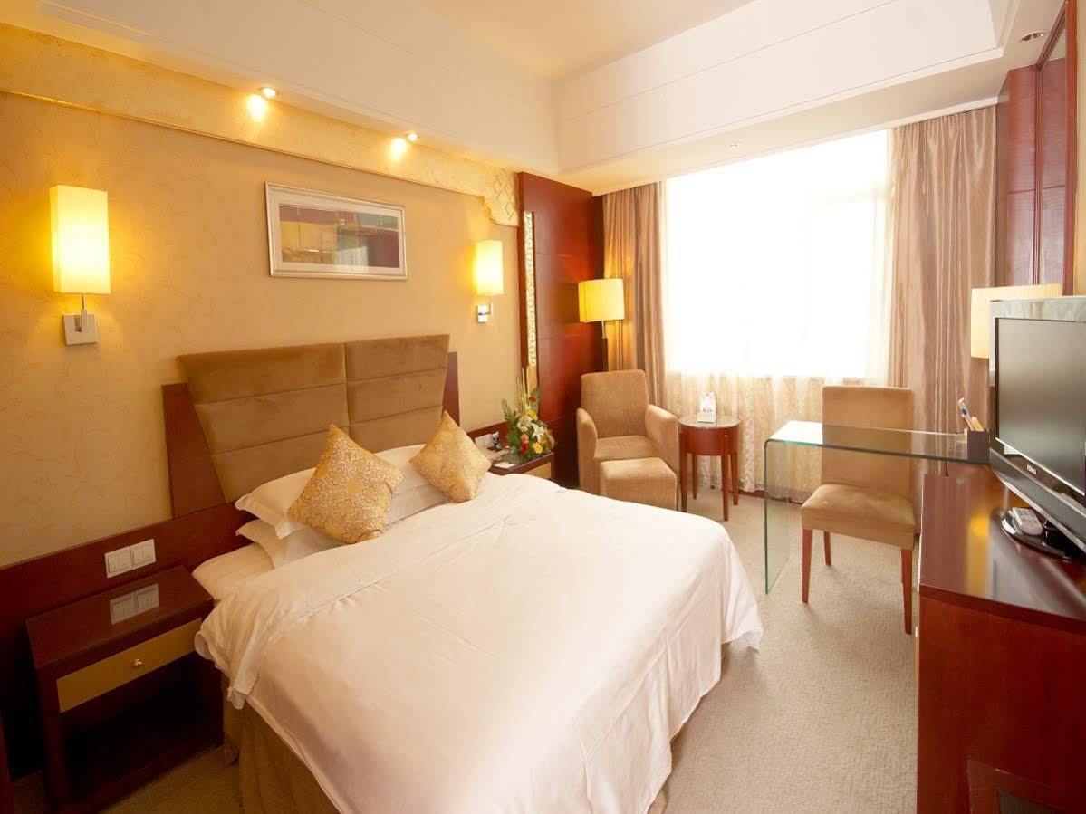 Minshan Lhasa Grand Hotel Chengdu Exterior photo